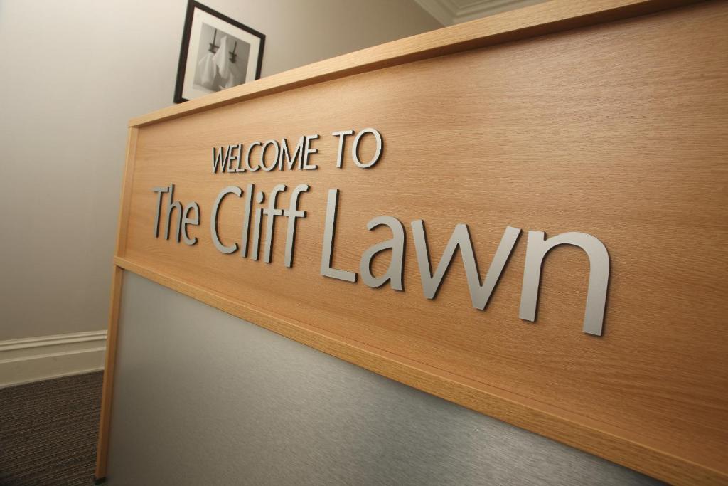 Cliff Lawn Hotel Leeds (West Yorkshire) Bagian luar foto